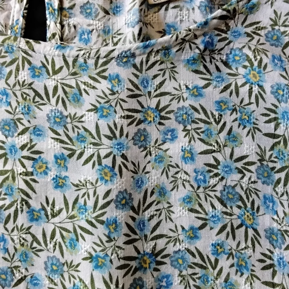 Ladies Ruffled Blouse - Picture 11 of 11